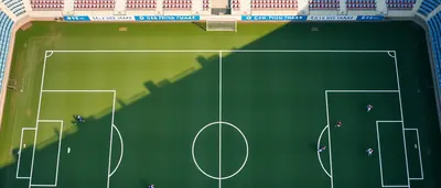 Quique prueba variantes tácticas con Alavés en su primer amistoso de pretemporada